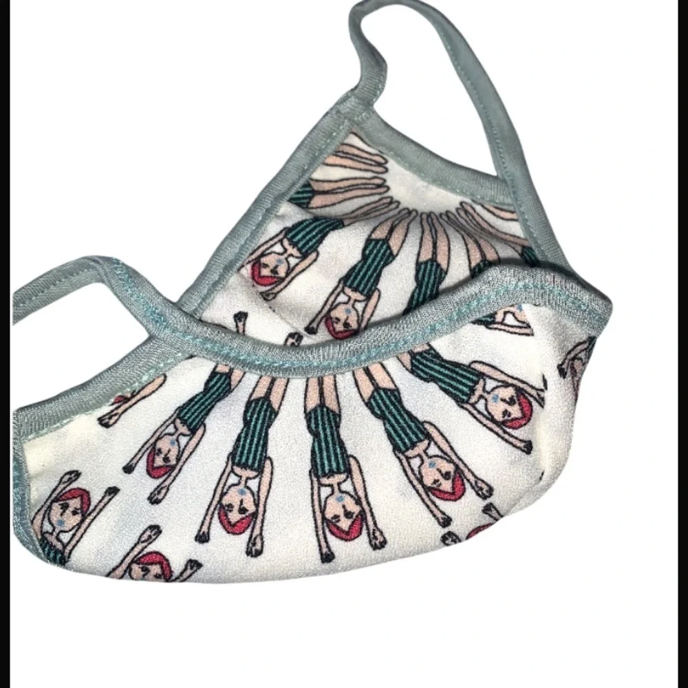 White and green water ballet face mask